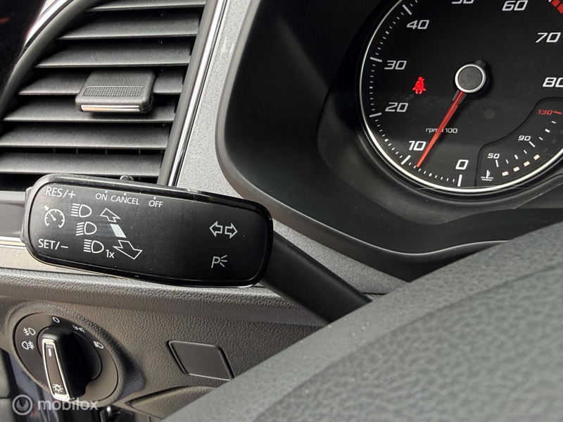 SEAT Leon 1.4 TSI FR Dynamic — photo 15