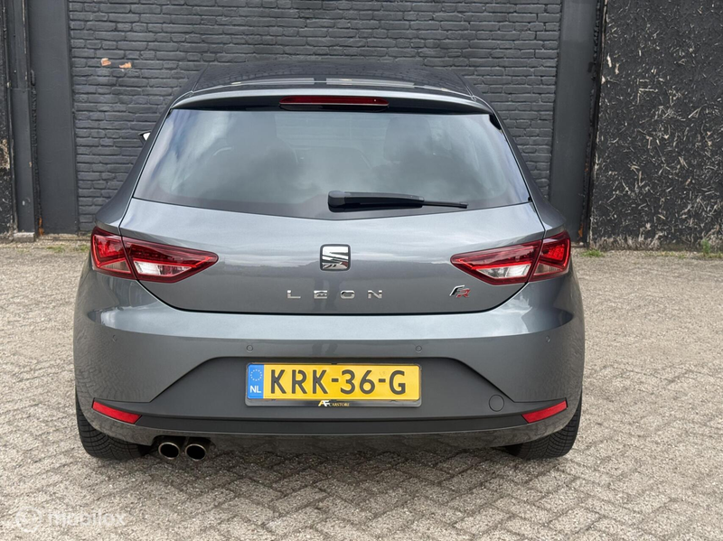 SEAT Leon 1.4 TSI FR Dynamic — photo 4