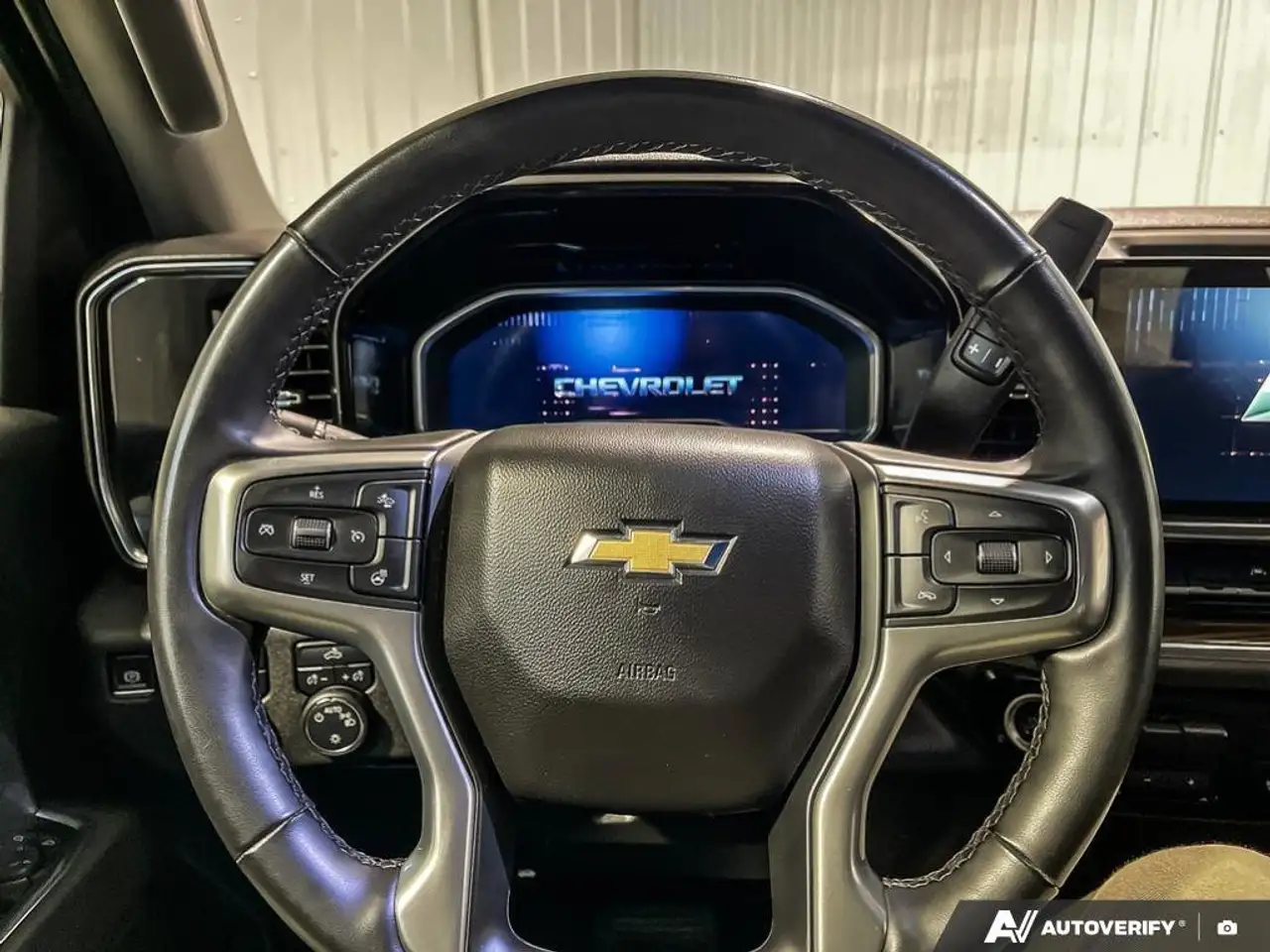 Chevrolet Silverado 1500 снимка Chevrolet Silverado 1500
