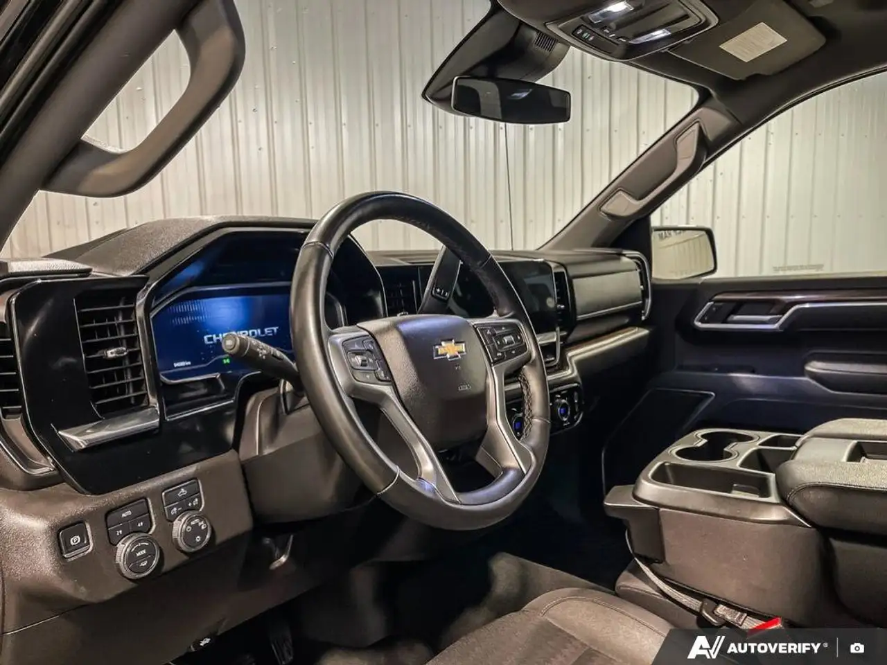 Chevrolet Silverado 1500 снимка Chevrolet Silverado 1500