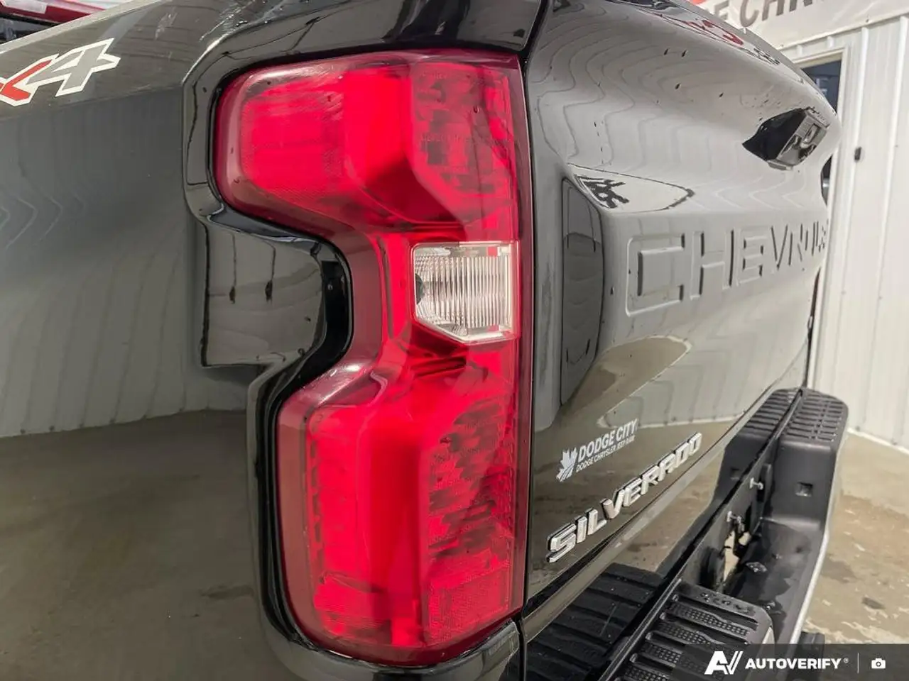 Chevrolet Silverado 1500 снимка Chevrolet Silverado 1500