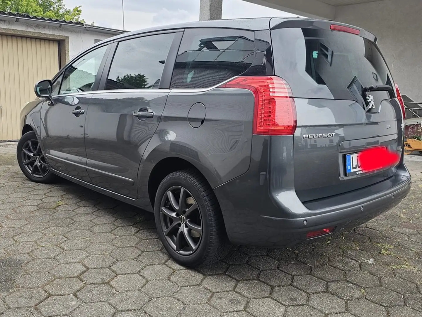 Peugeot 5008 5008 1.6 Fam. 7 Sitzer - 2