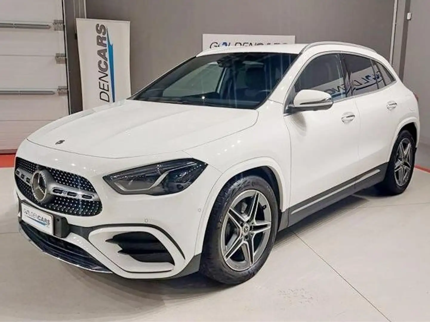Mercedes-Benz GLA 220 D Premium Plus 4matic MY 2024 Blanc - 1