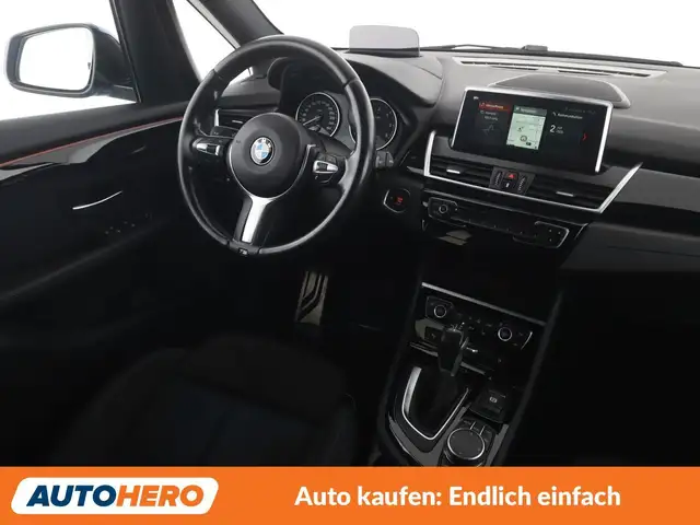 BMW 2 Series view 13