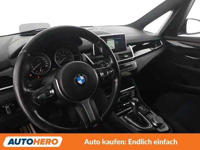BMW 2 Series view 11