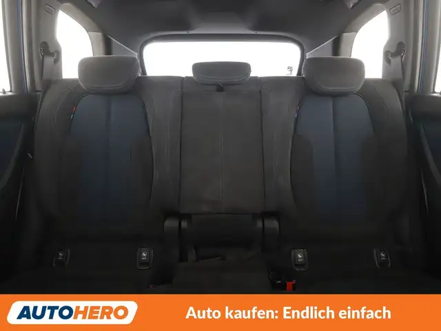 BMW 2 Series view 15