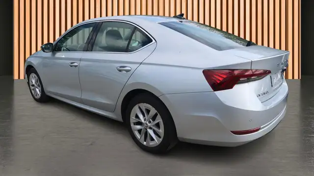 Skoda Octavia view 7