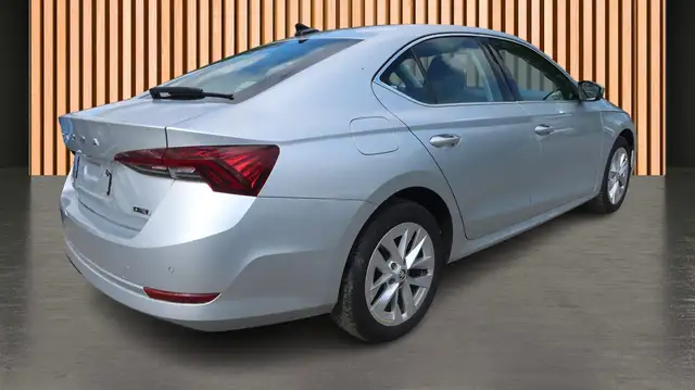 Skoda Octavia view 8