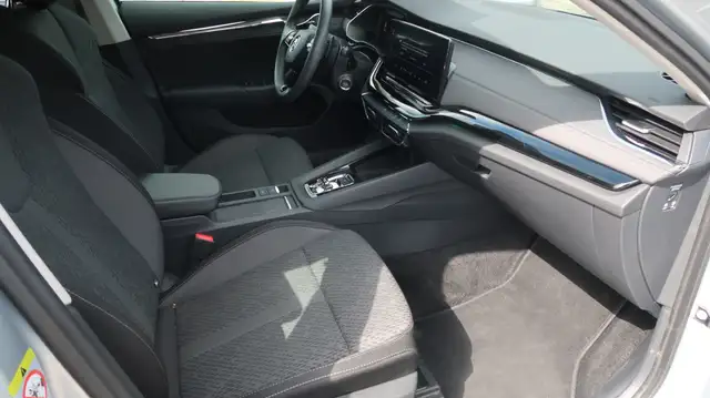 Skoda Octavia view 10