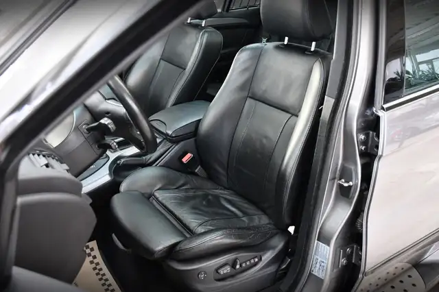 BMW X5 view 10