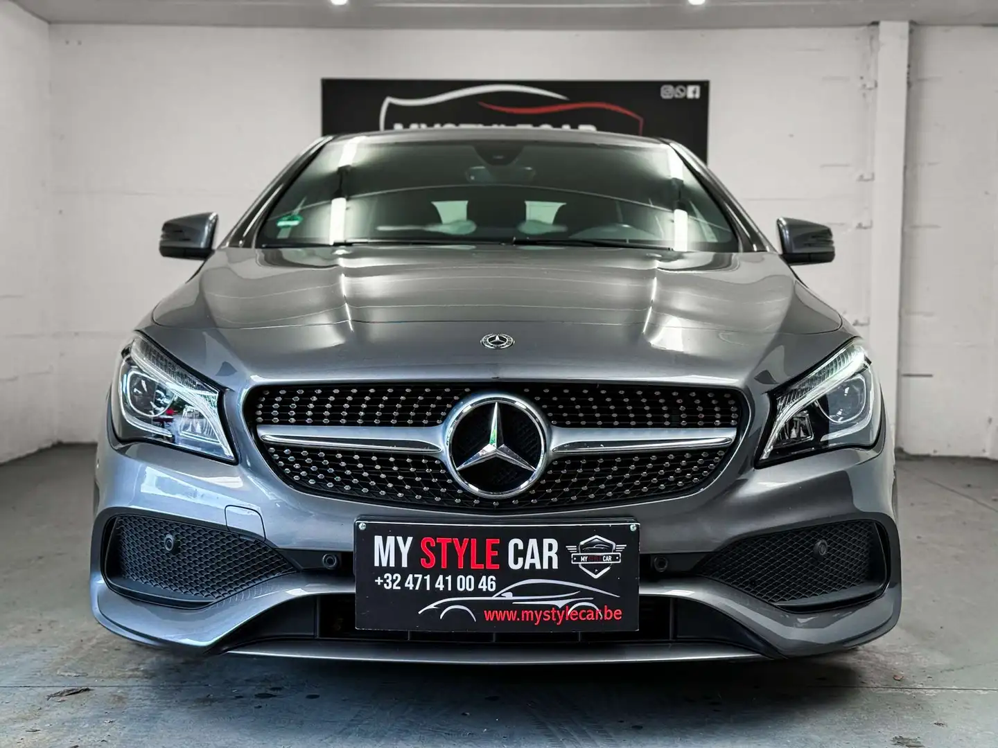 Mercedes-Benz CLA 180 d Break Pack AMG, Cuir, Led, Garantie 1 an Gris - 2