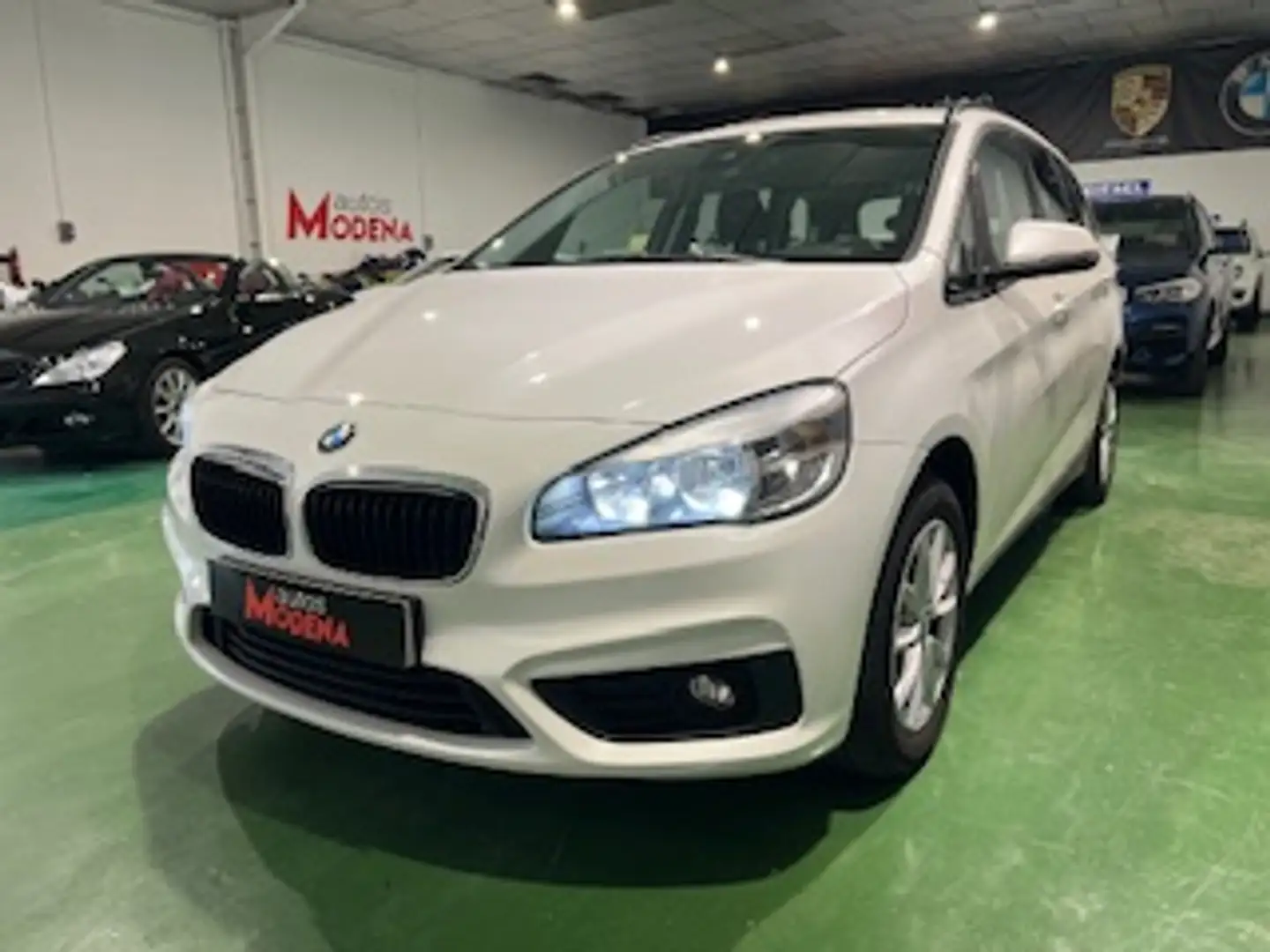 BMW 216 216d Gran Tourer Business Blanco - 2