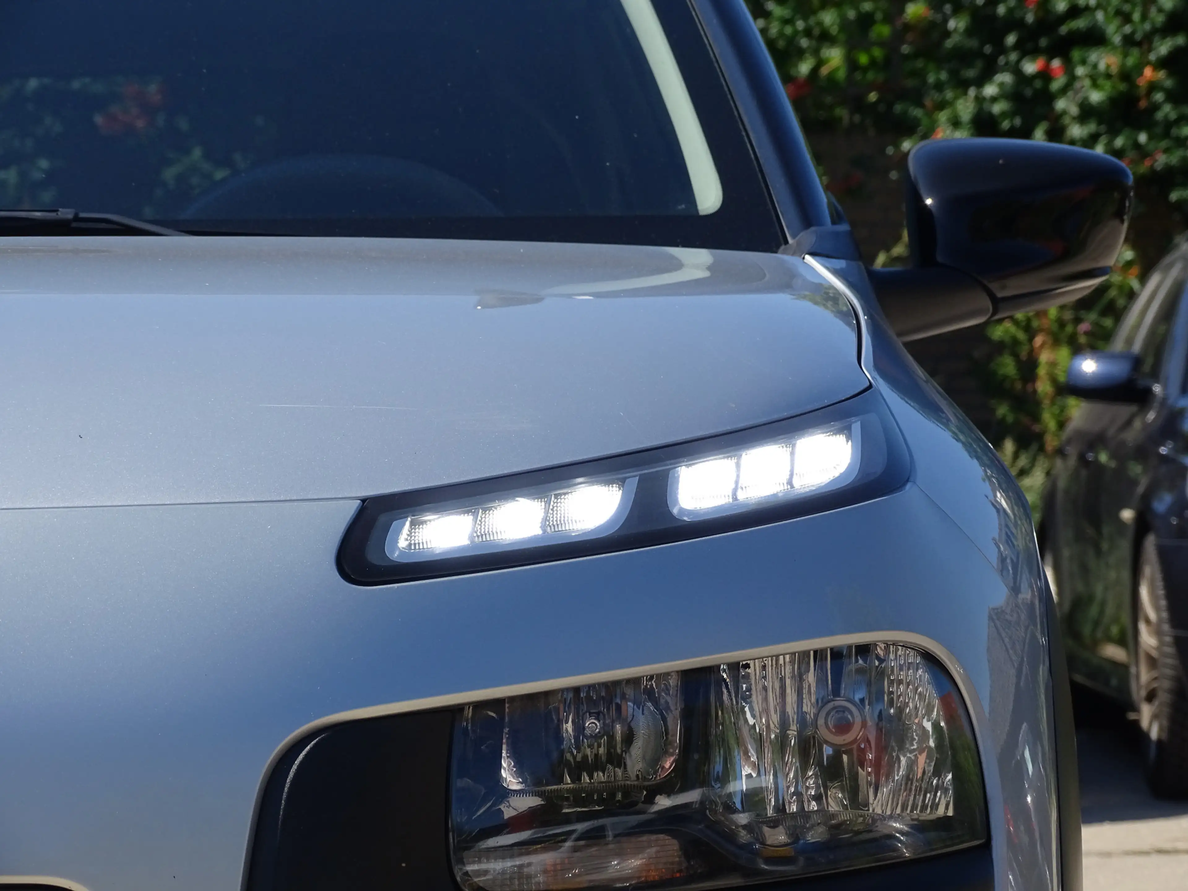 Citroen C4 Cactus 1.2 PureTech Shine — photo 3
