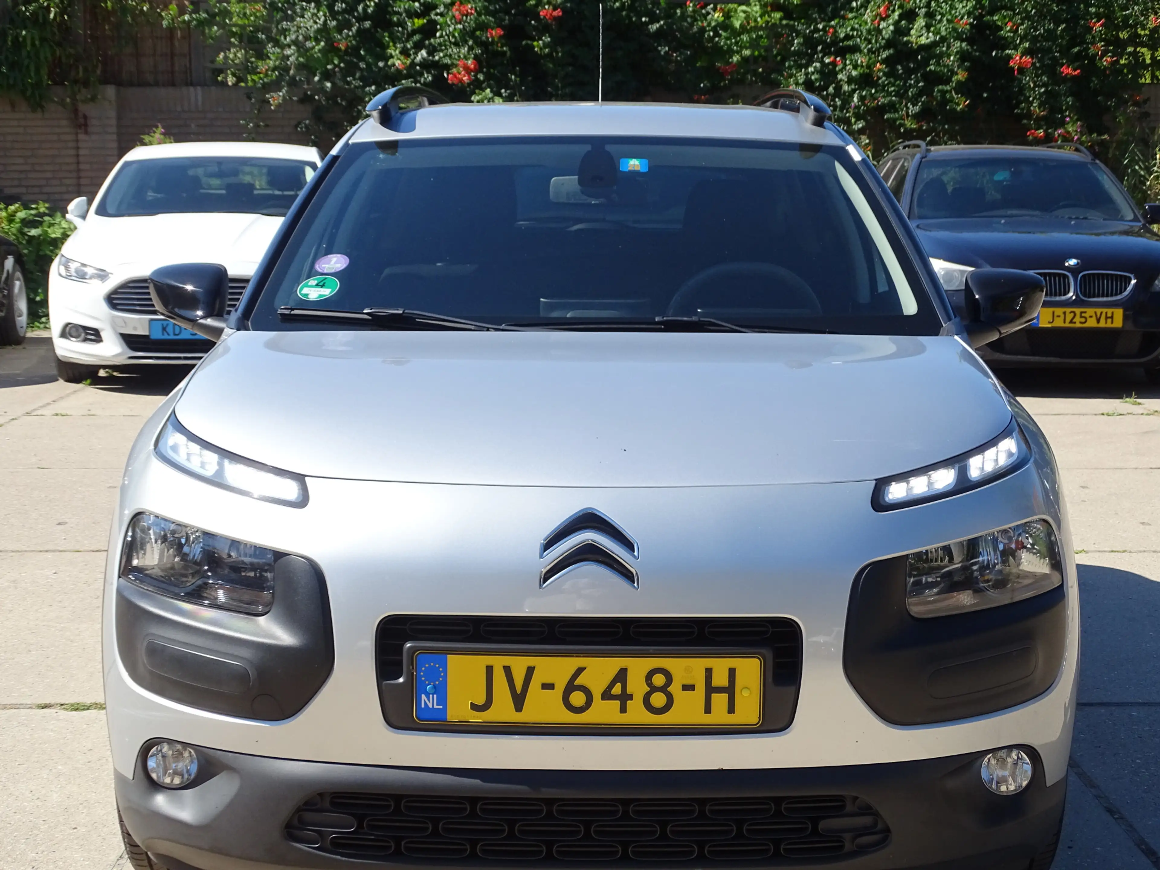 Citroen C4 Cactus 1.2 PureTech Shine — photo 2