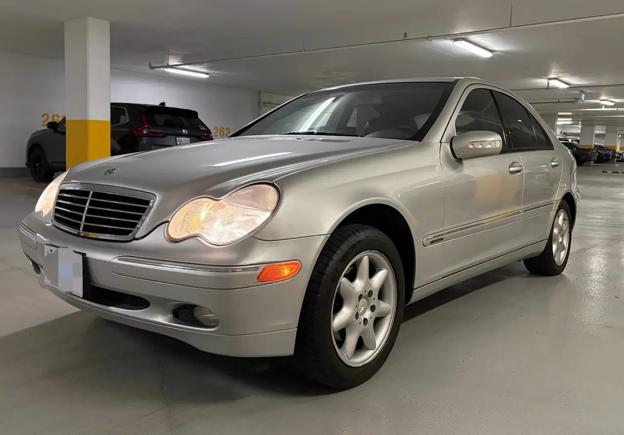 2002 Mercedes-Benz C-Class снимка 2002 Mercedes-Benz C-Class