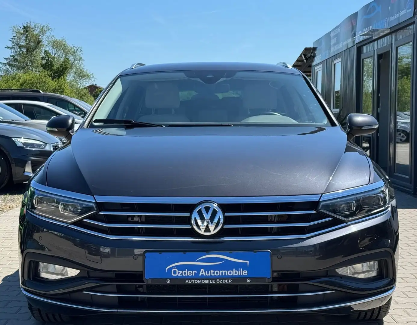 Volkswagen Passat Variant Passat 2.0 TDI Variant Elegance++Finanzierung++ Grau - 2