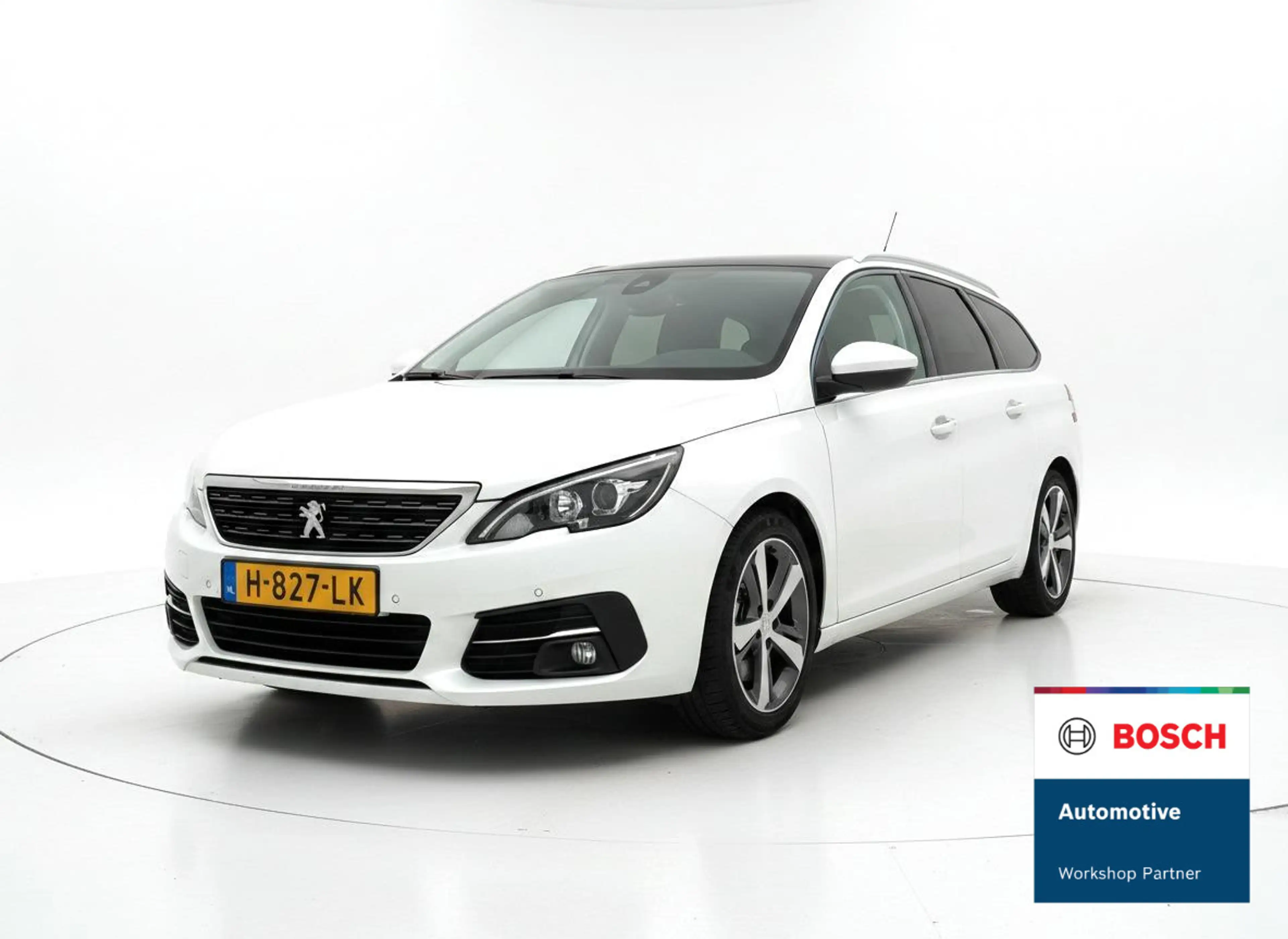 Peugeot 308 SW 1.2 PureTech Blue Lease Premium KEYLESS - PANO