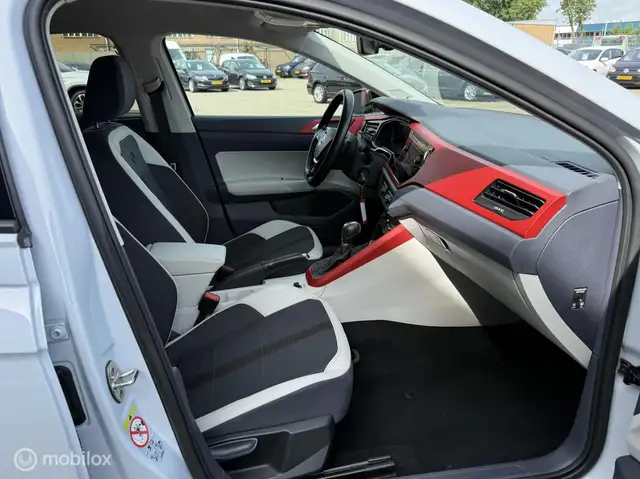 Volkswagen Polo view 14