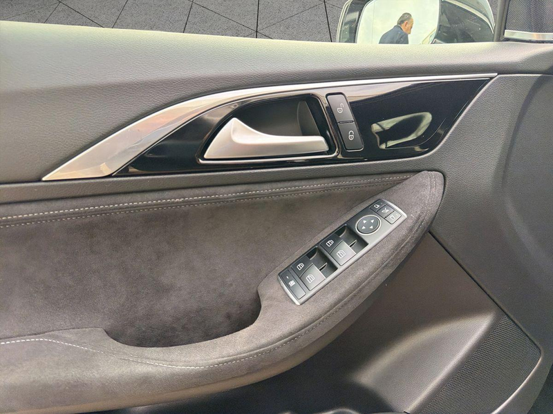Infiniti Q30 2.2 d AWD Premium LED NAVI — photo 11