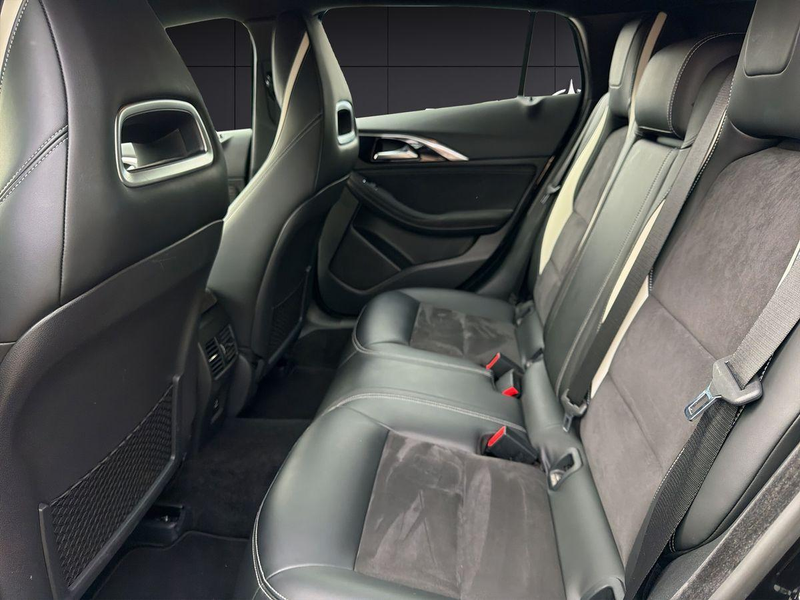 Infiniti Q30 2.2 d AWD Premium LED NAVI — photo 13