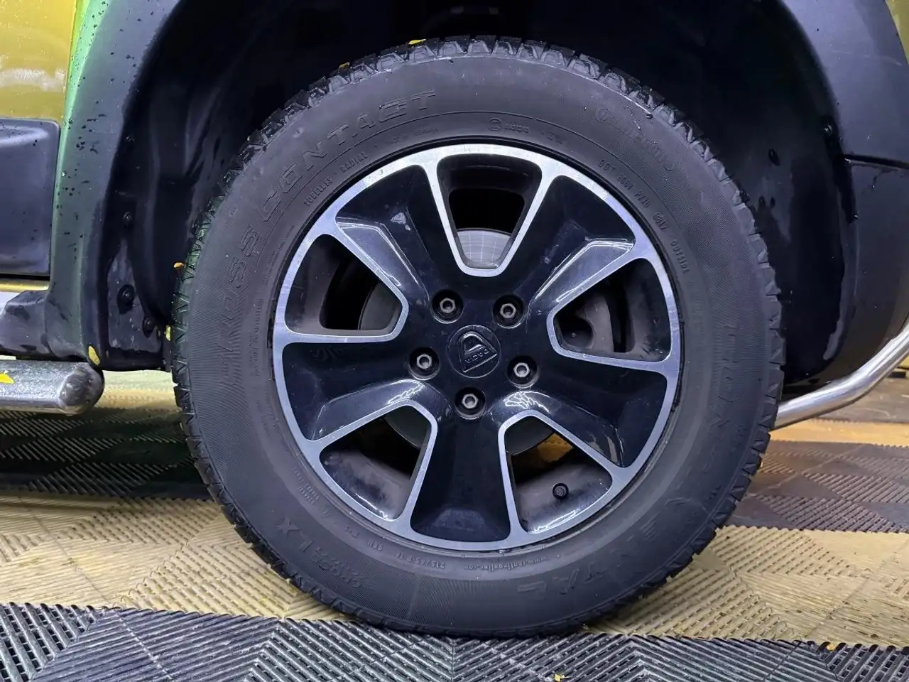Dacia Duster — photo 48