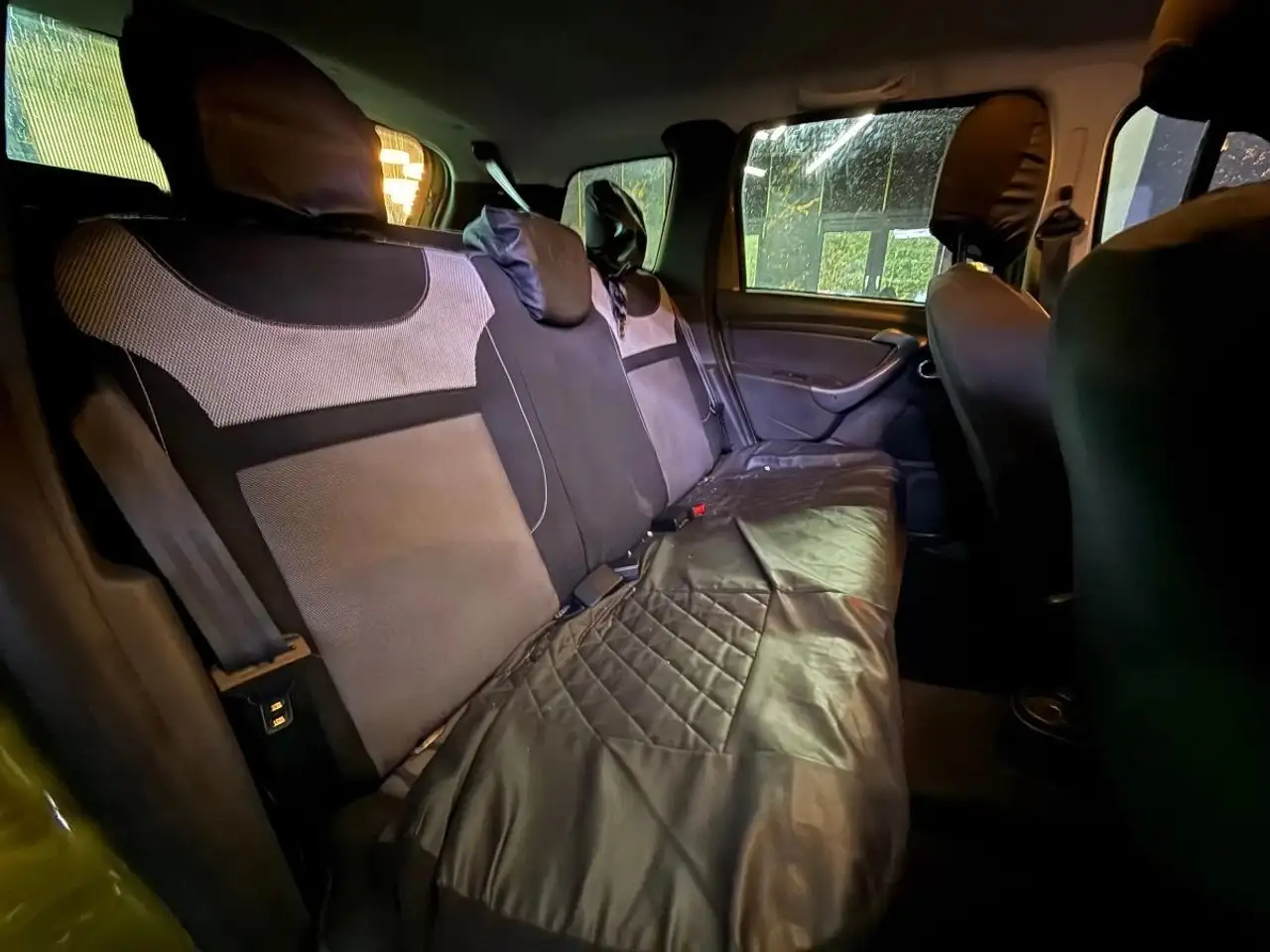 Dacia Duster — photo 14