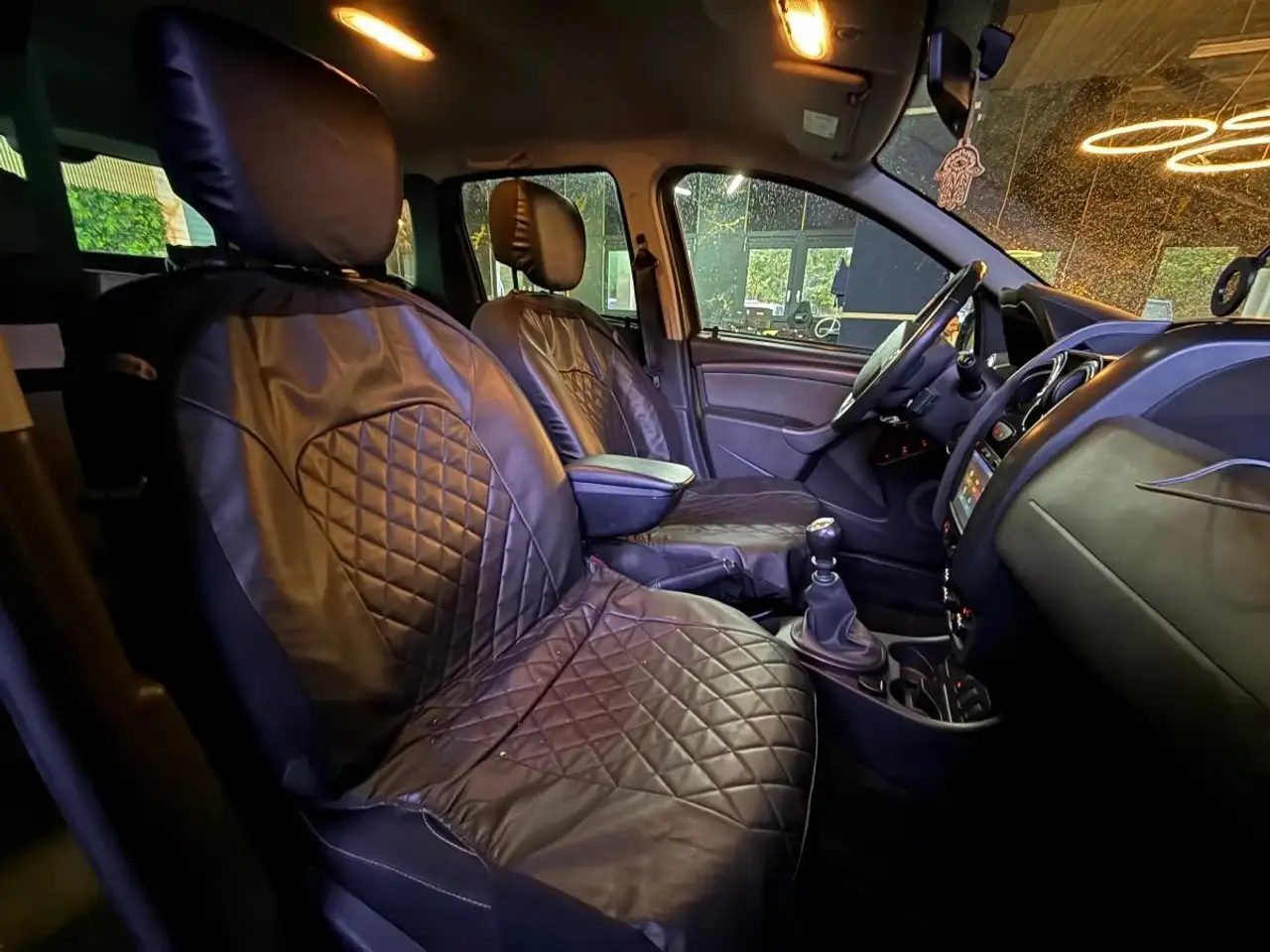 Dacia Duster — photo 16