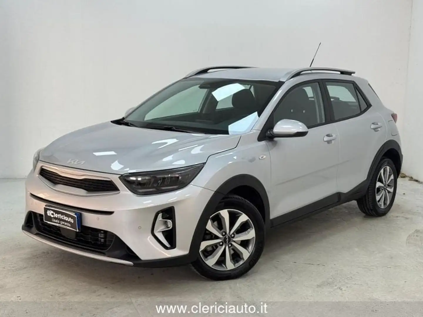 Kia Stonic 1.0 T-GDi 100 CV MHEV MT Urban Argento - 1