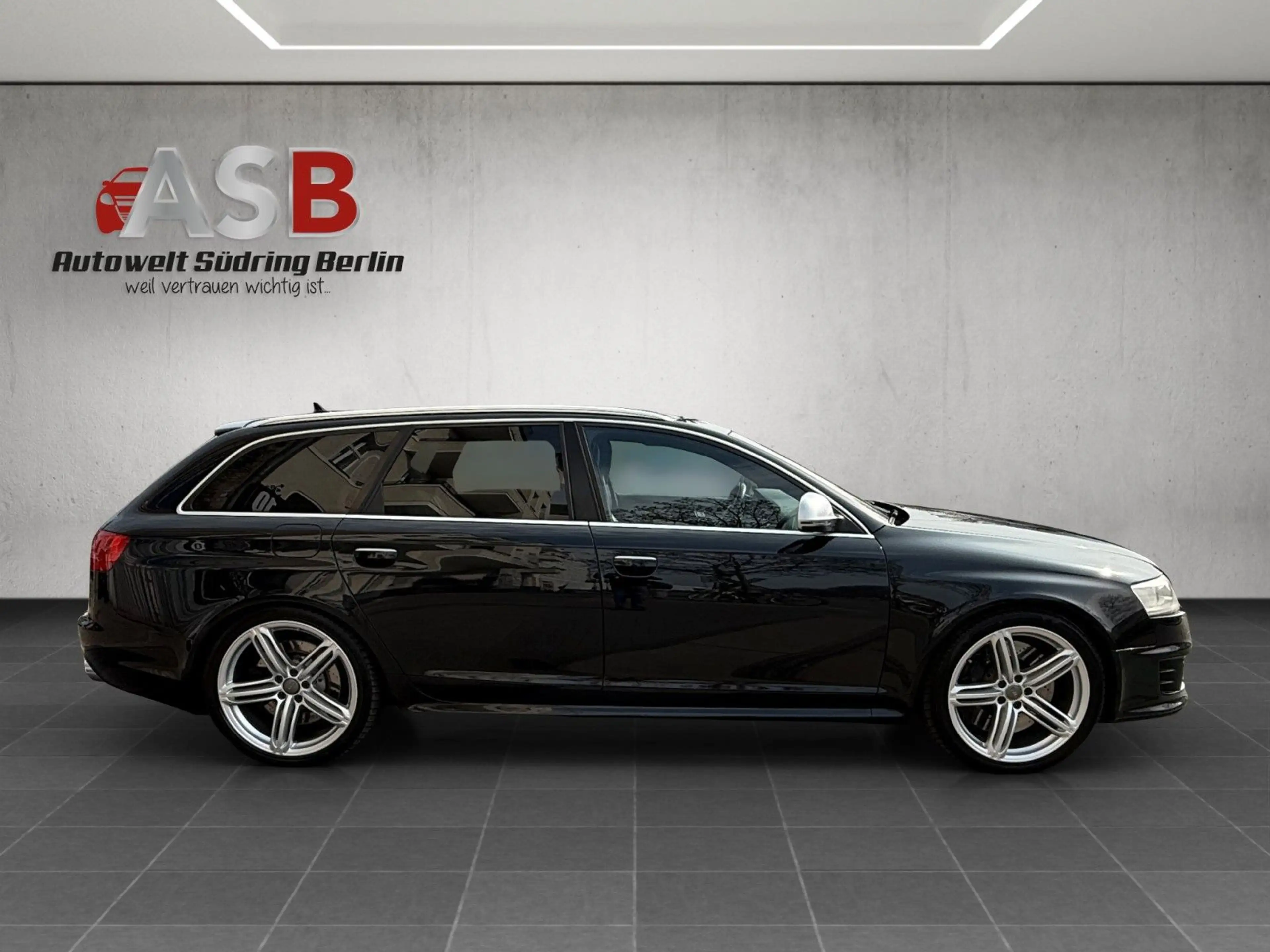 Audi RS6 Avant 5.0 TFSI quattro  Leder*Navi*Xenon*SD* — photo 7