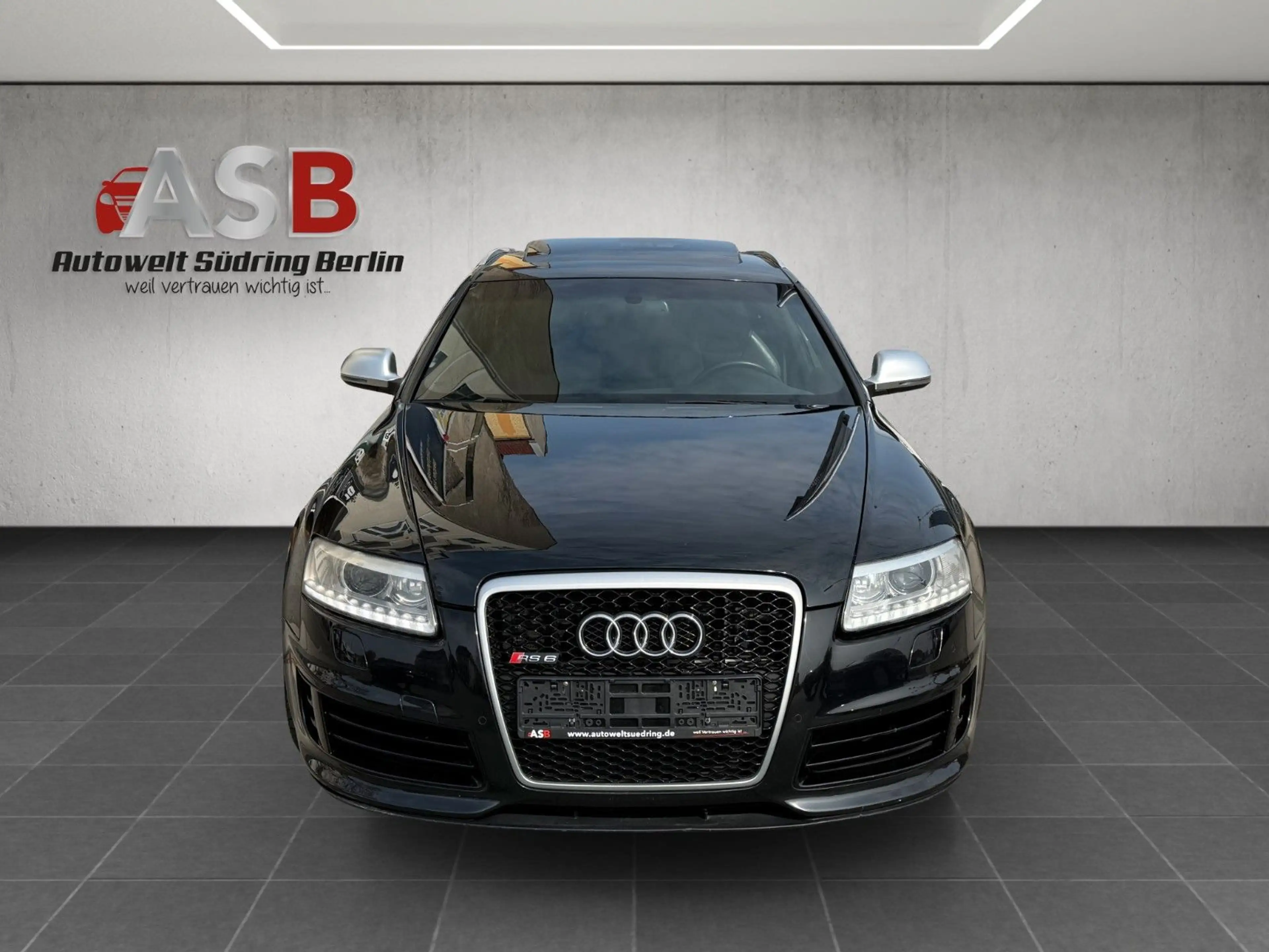 Audi RS6 Avant 5.0 TFSI quattro  Leder*Navi*Xenon*SD* — photo 2