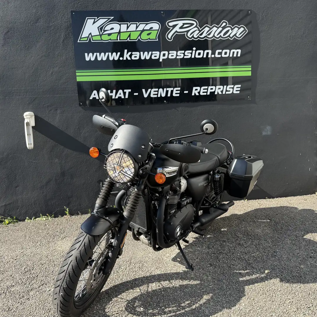 Triumph Bonneville T100 Noir - 1