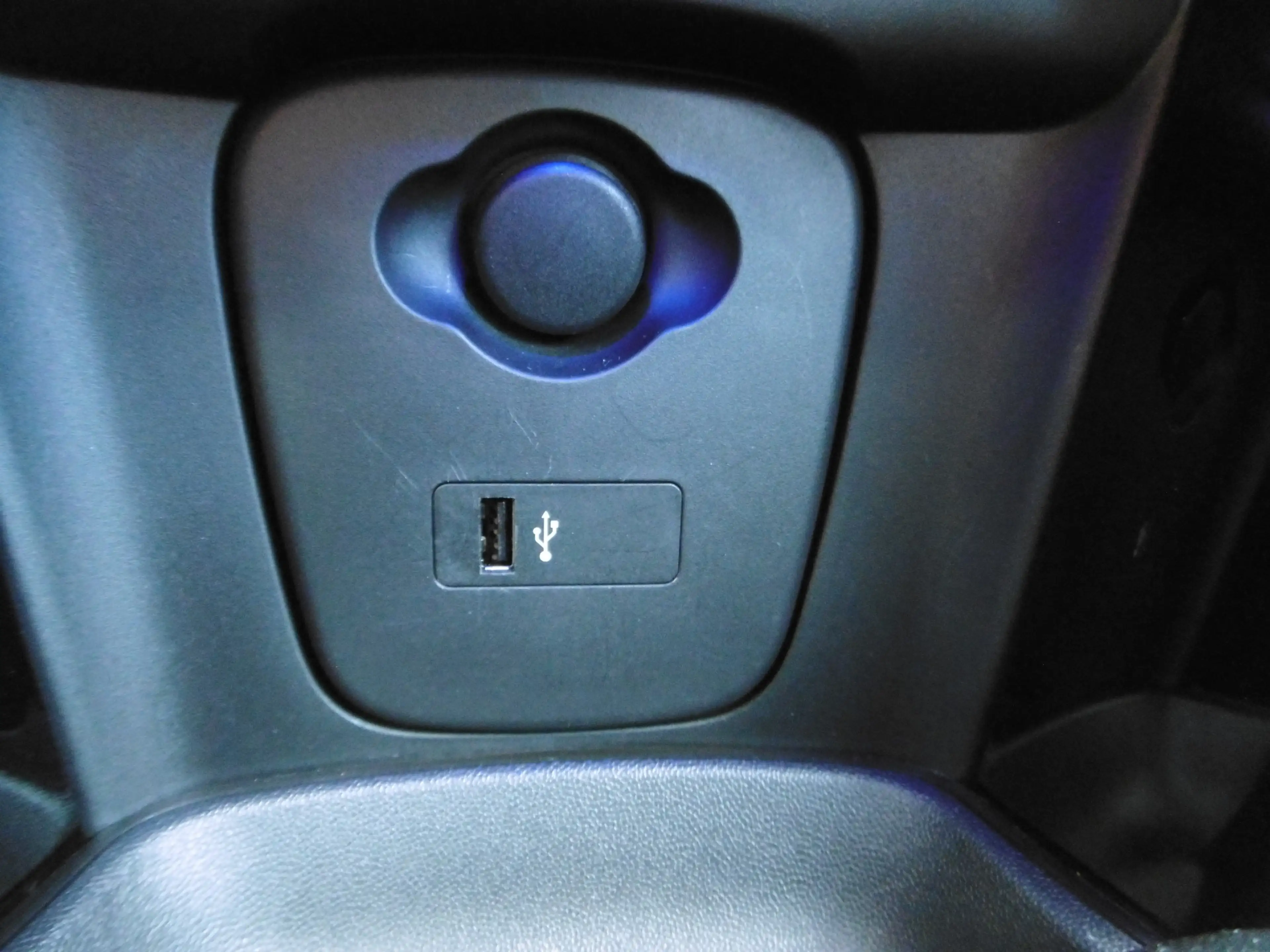 MINI Cooper D LED Navi Apple CarPlay Sportsitze PDC — photo 14