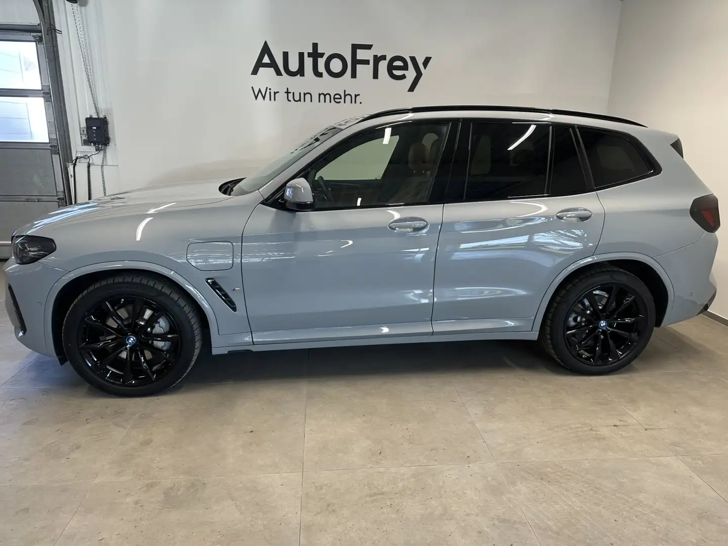 BMW X3 xDrive30e Grau - 2