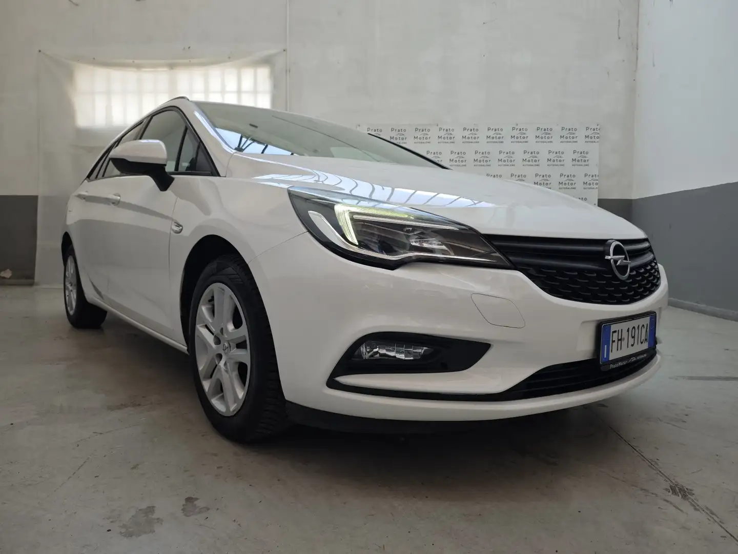 Opel Astra Sports Tourer 1.6 cdti Business s&s 110cv E6 Blanc - 2