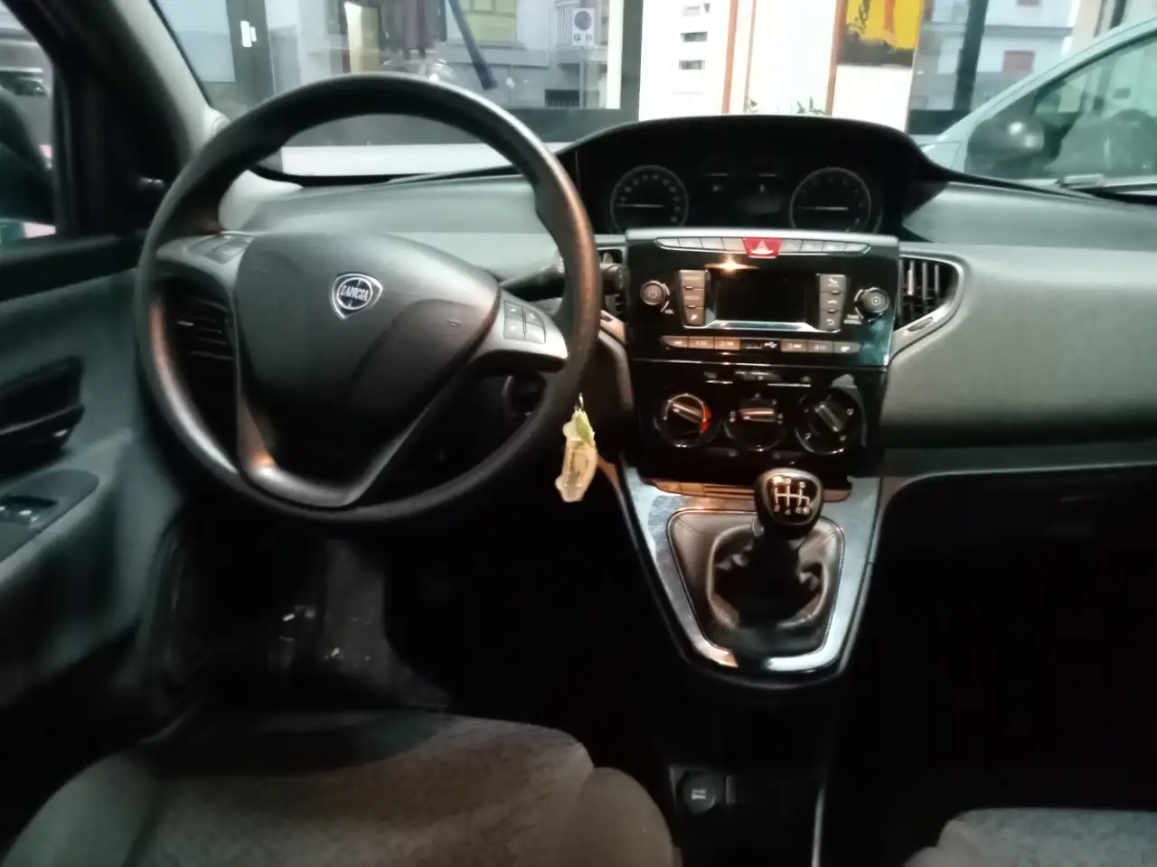 Lancia Ypsilon 2022 — фото 7