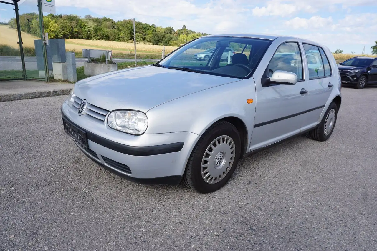 Volkswagen Golf Comfortline Pickerl bis 02/2027, foto 1