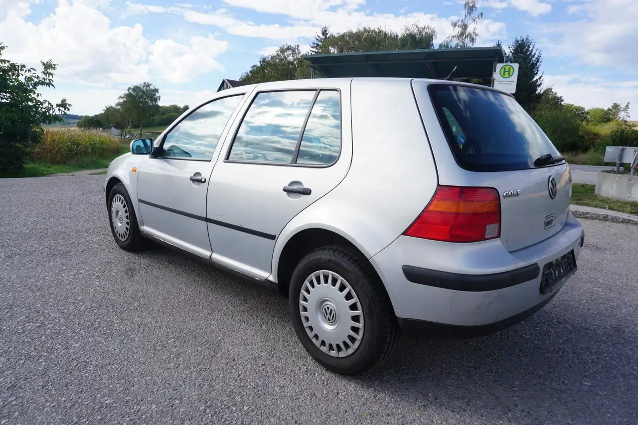 Volkswagen Golf Comfortline Pickerl bis 02/2027, foto 5