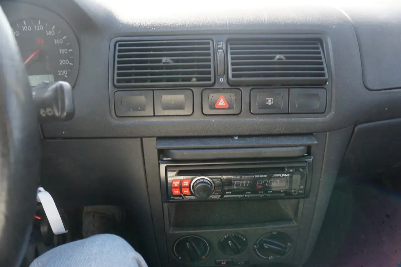 Volkswagen Golf Comfortline Pickerl bis 02/2027, foto 10