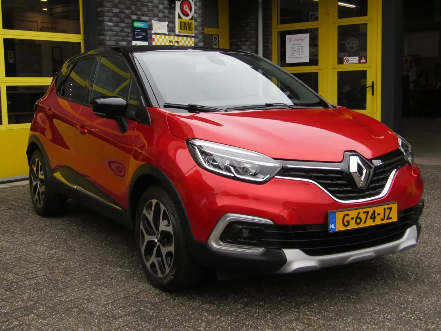 Renault Captur 0.9 TCe Intens Rood - 2
