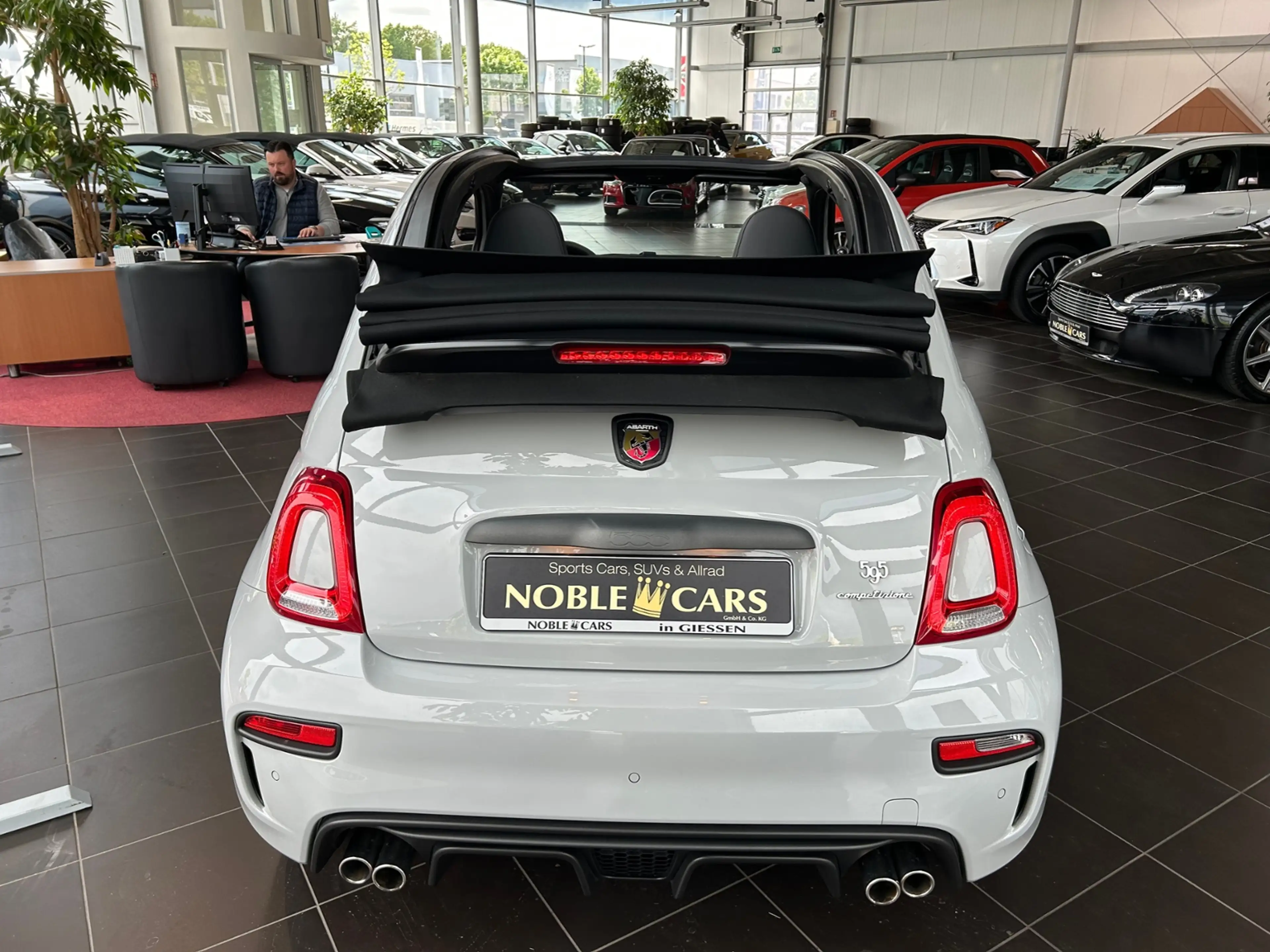 Abarth 595C Cabrio Competizione BEATS XEN CARPLAY PDC — photo 6