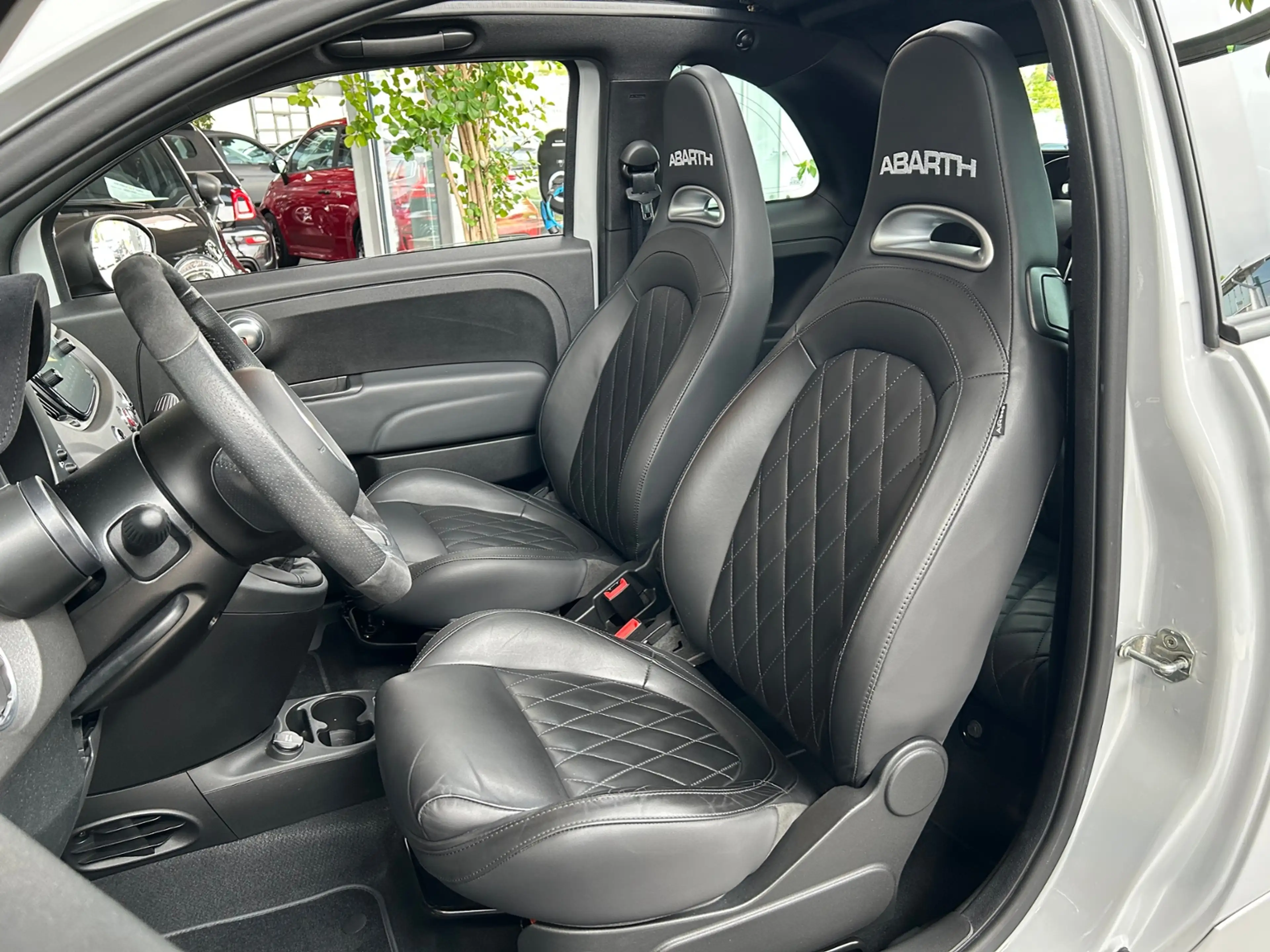 Abarth 595C Cabrio Competizione BEATS XEN CARPLAY PDC — photo 9