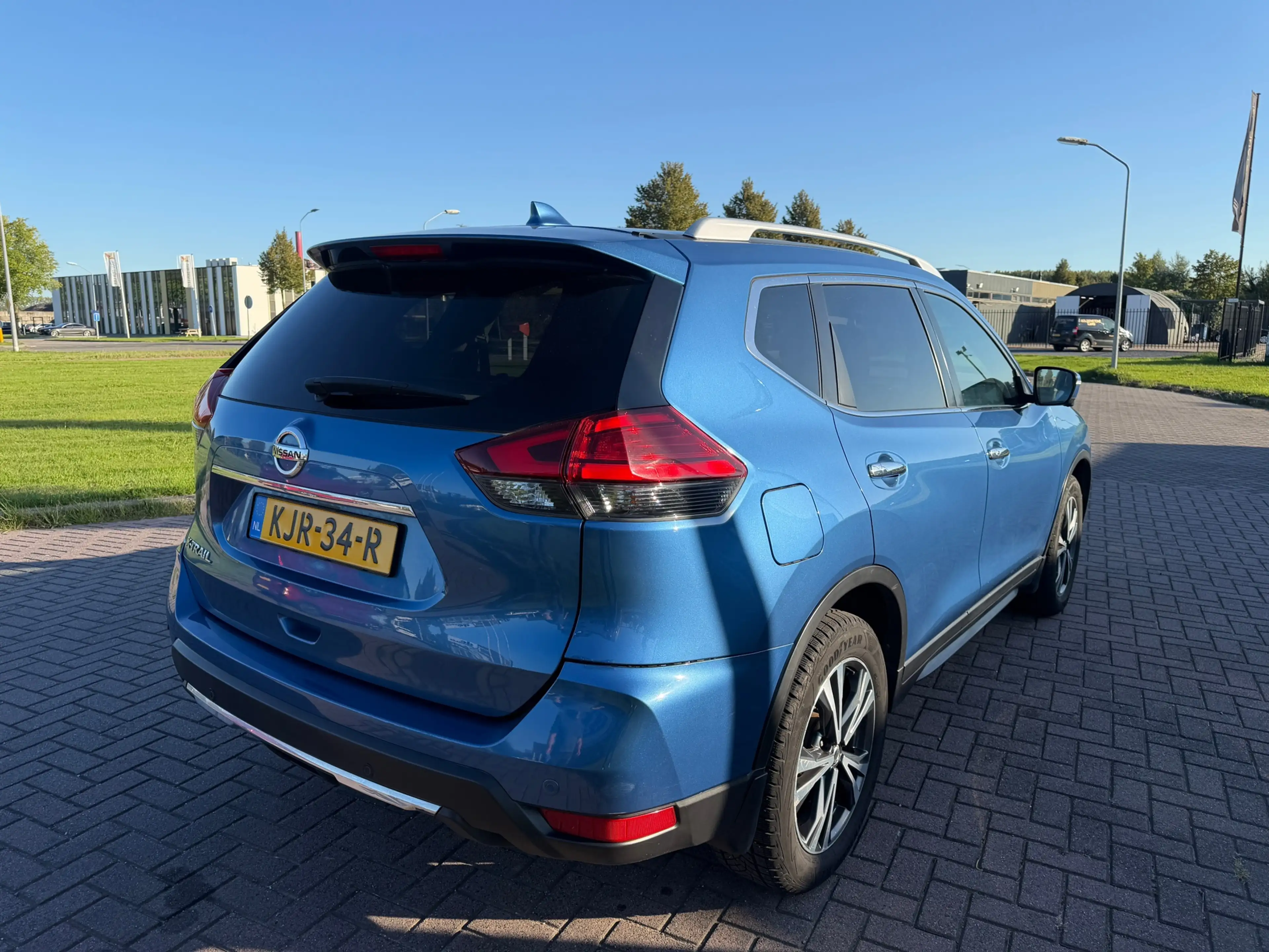 Nissan X-Trail — photo 3