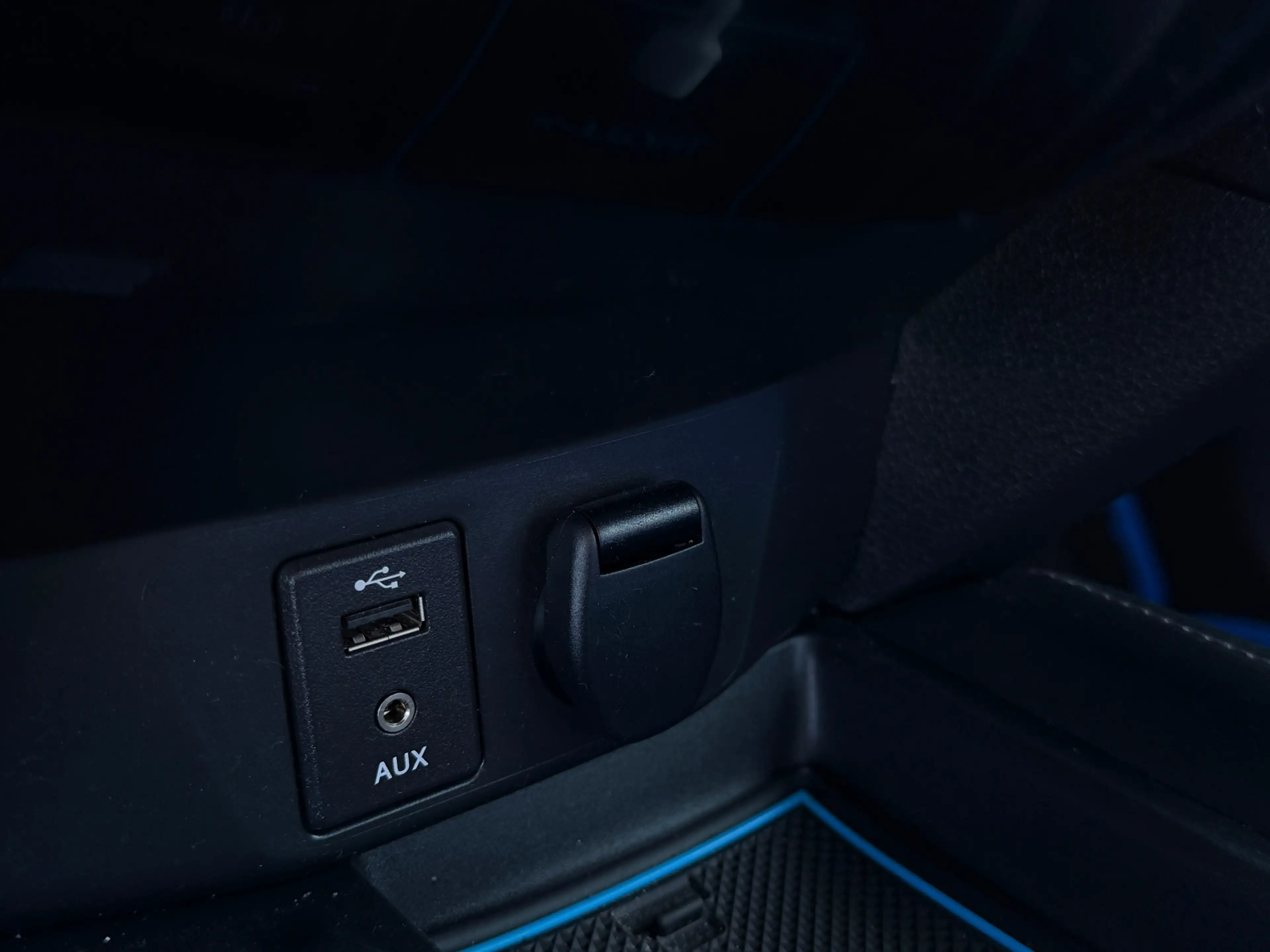 Nissan X-Trail — photo 16
