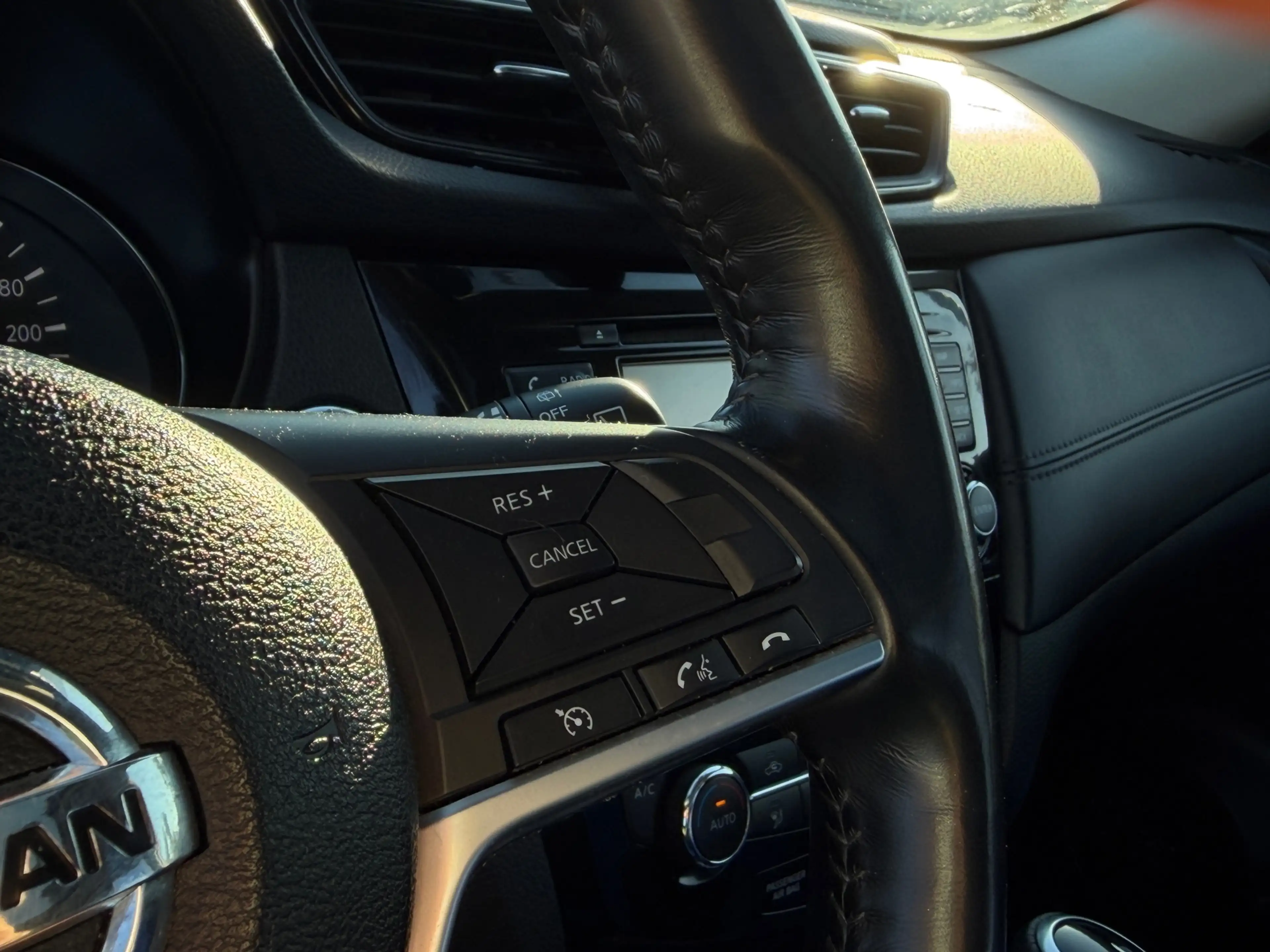 Nissan X-Trail — photo 20