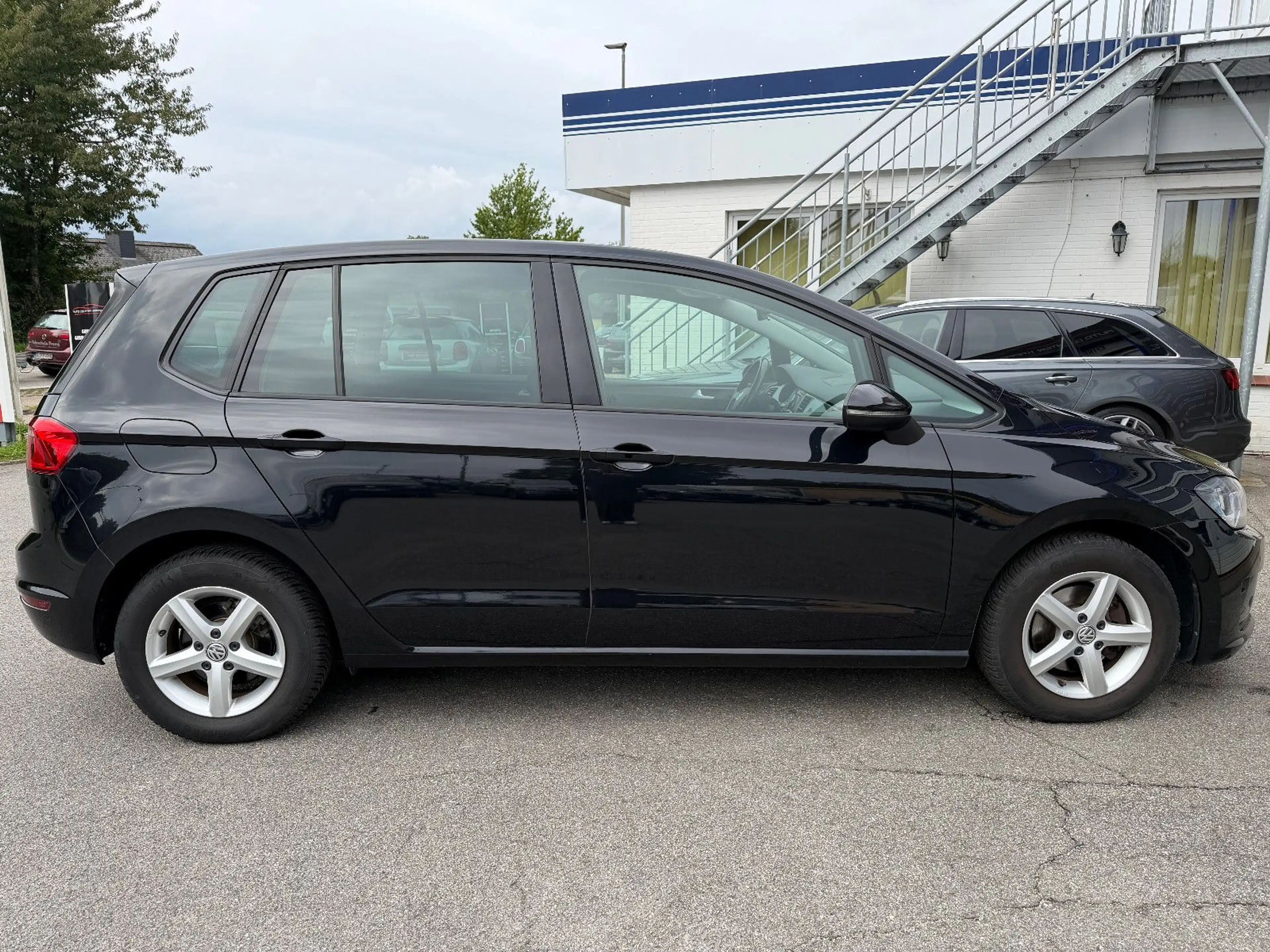 Volkswagen Golf Sportsvan VII 1.2 Trendline BMT/Start-Stop — photo 9