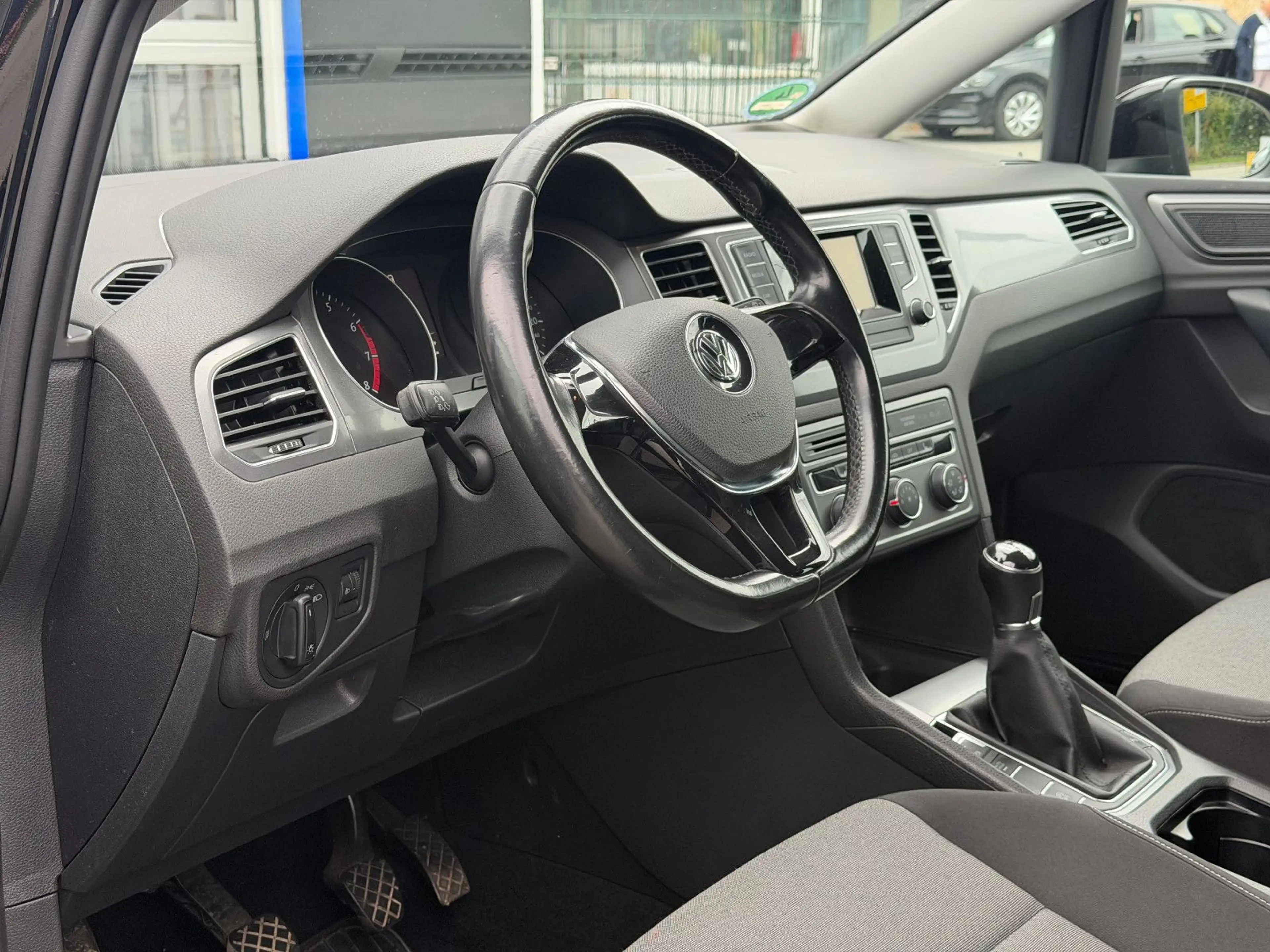 Volkswagen Golf Sportsvan VII 1.2 Trendline BMT/Start-Stop — photo 12
