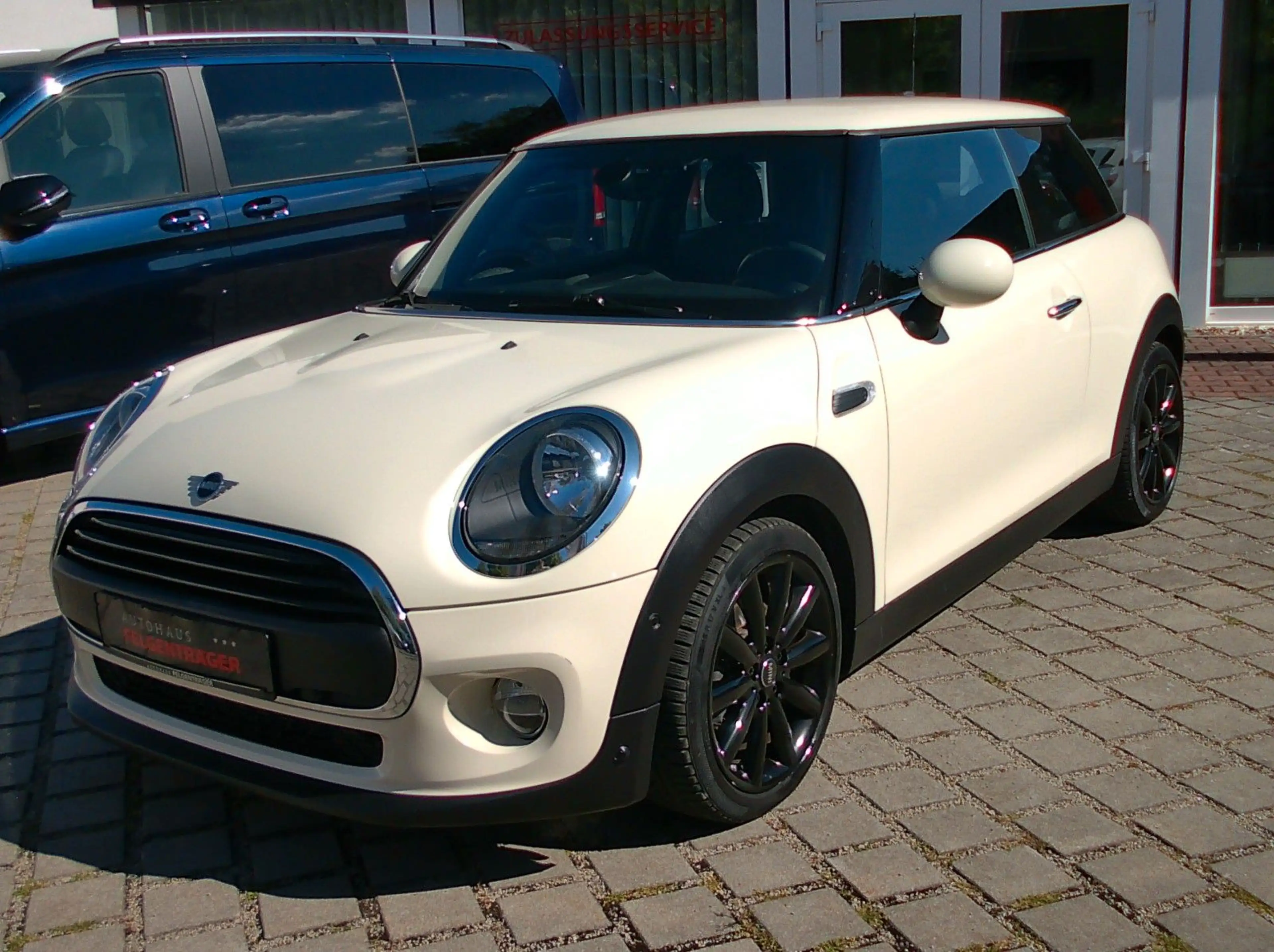 MINI One One