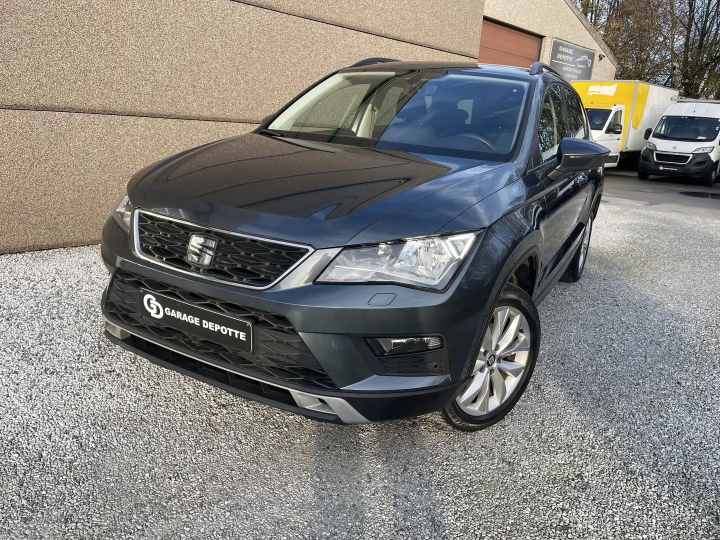 SEAT Ateca Ateca 1.6 CR TDI CarPlay euro6d Gris - 1
