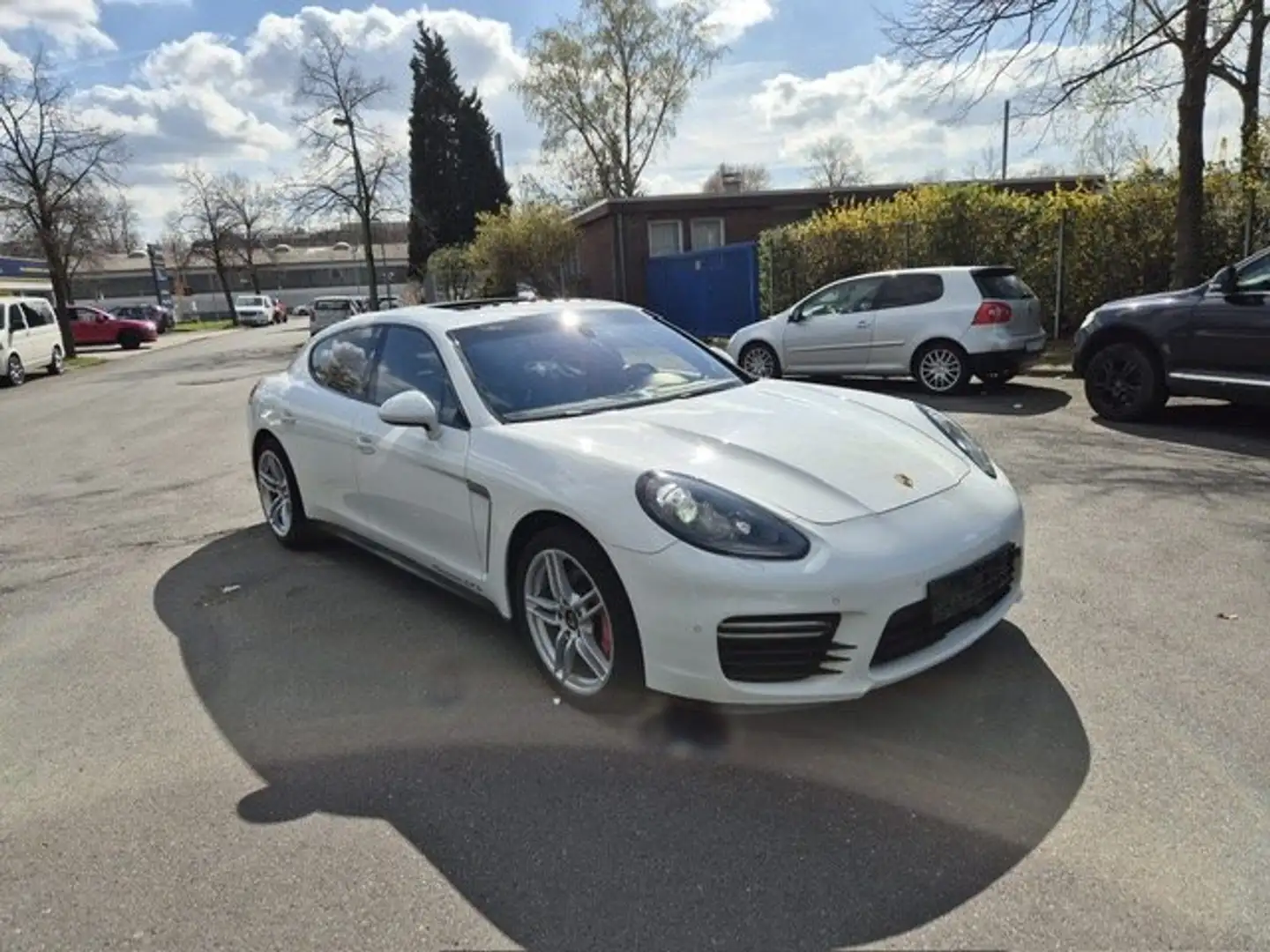 Porsche Panamera GTS Weiß - 1