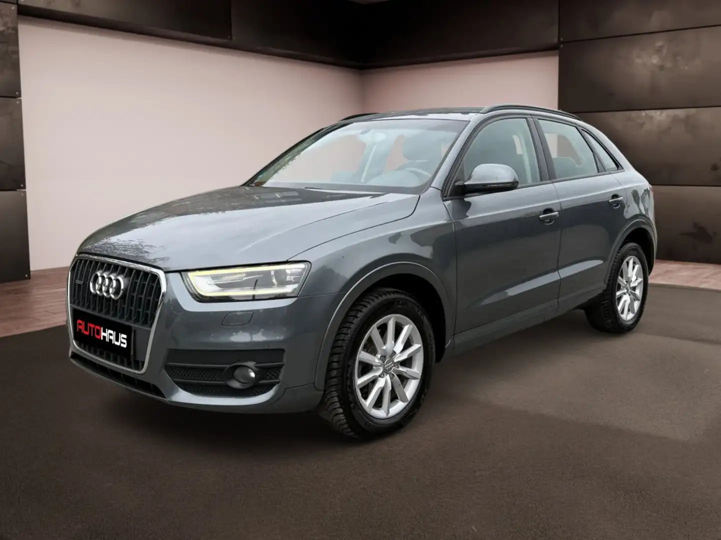 Audi Q3 2.0 TFSI quattro Grau - 1